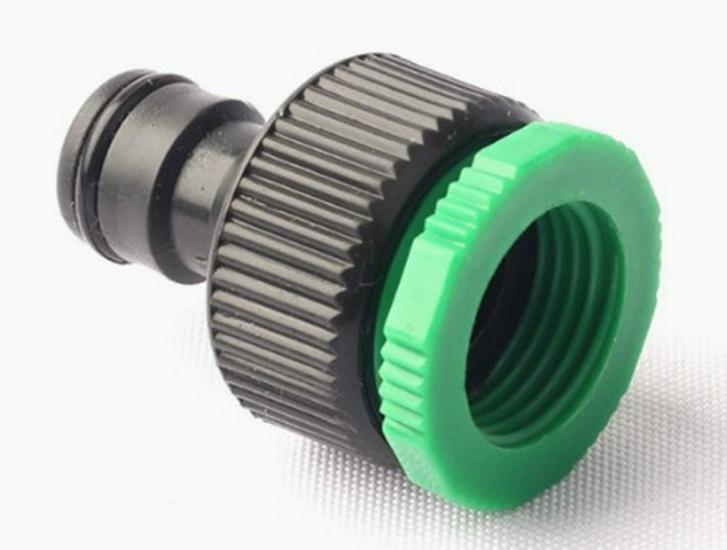 Эффективный соединитель для садового шланга для капиллярного микрораспыления