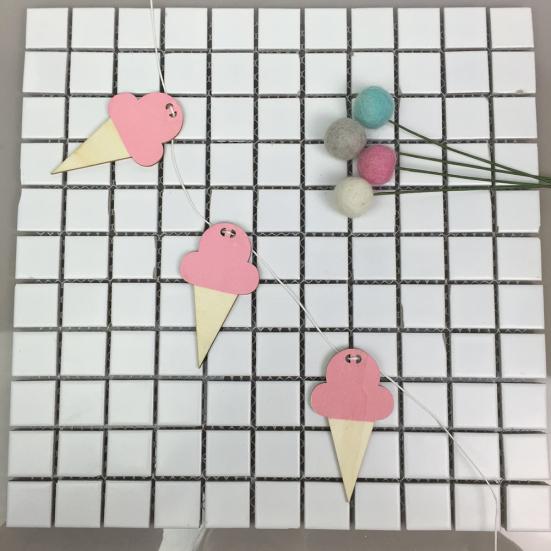 10Pcs Sweet Ice Cream Shape Wooden Hangings Nursery Home Kids Bedroom Wall Decor