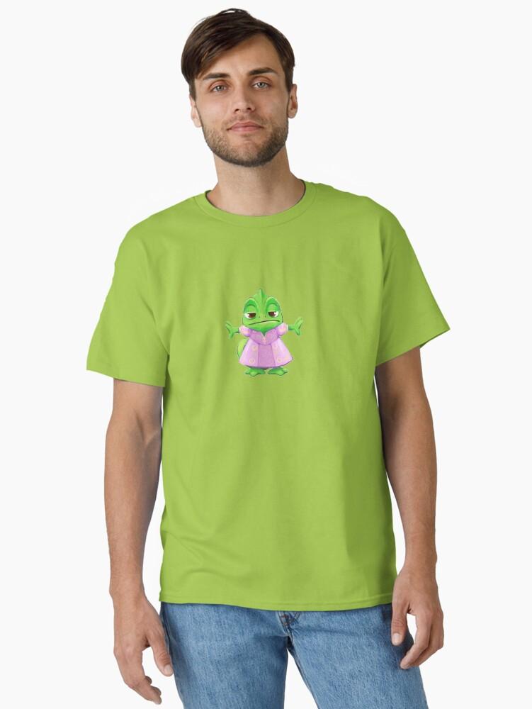 Tangled Pascal in a dress - Tangled Classic T-Shirt