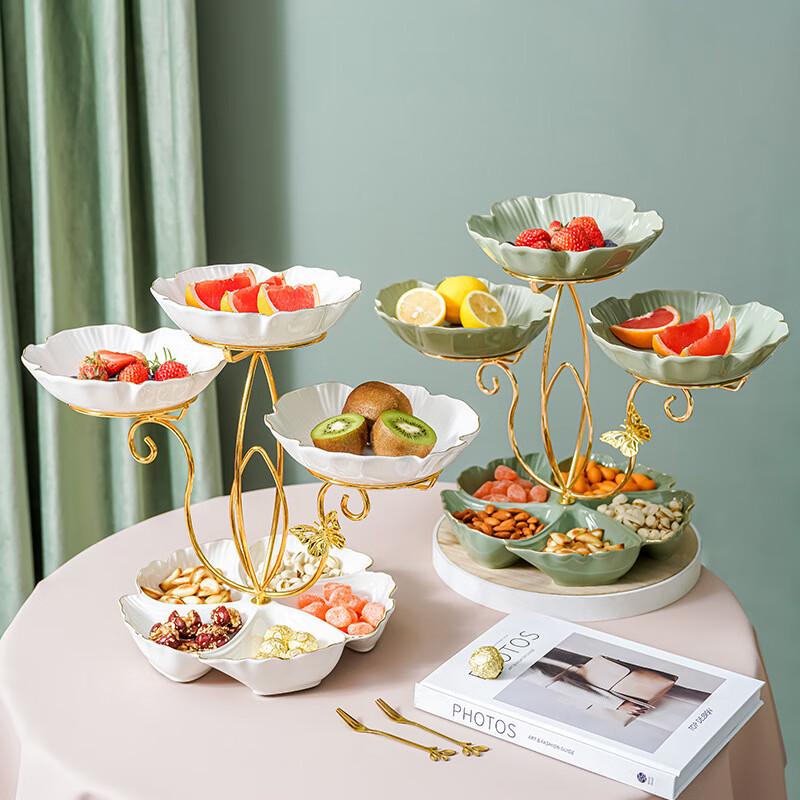 Керамическая многоярусная тарелка для подачи фруктов и закусок