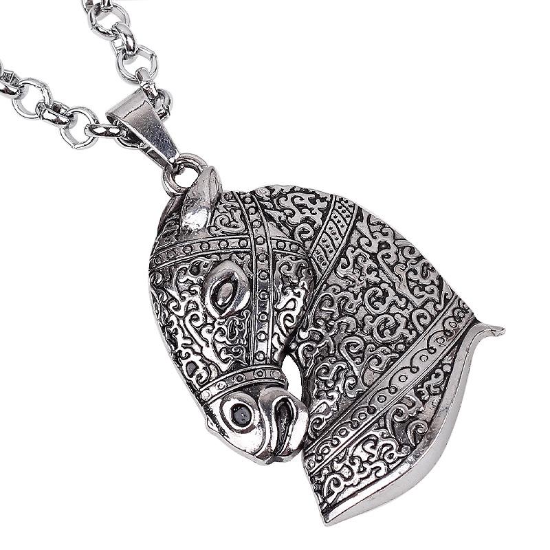 Retro Horse Head Necklace Personalized Metal Wind Medieval War Horse Pendant