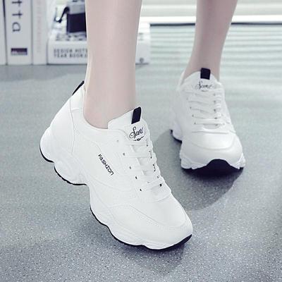 Женские белые кожаные кроссовки 2025 года: Весенне-осенние универсальные повседневные туфли на толстой подошве