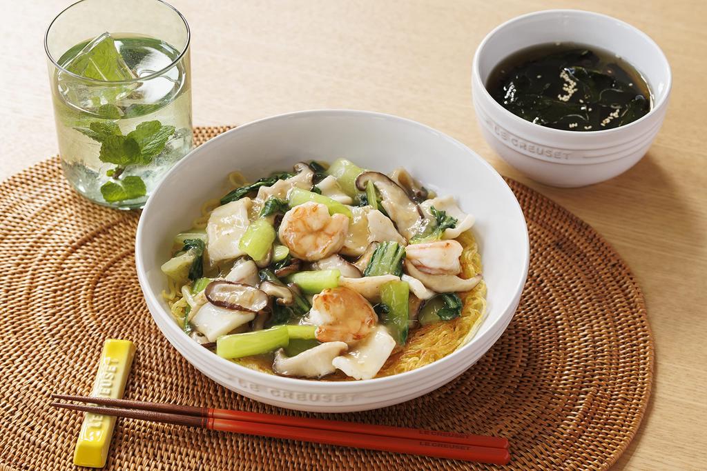 Палочки для еды Le Creuset из розового кварца, сделано в Японии, подарок на свадьбу, подарок на новоселье, японский [Авторизованный продукт]