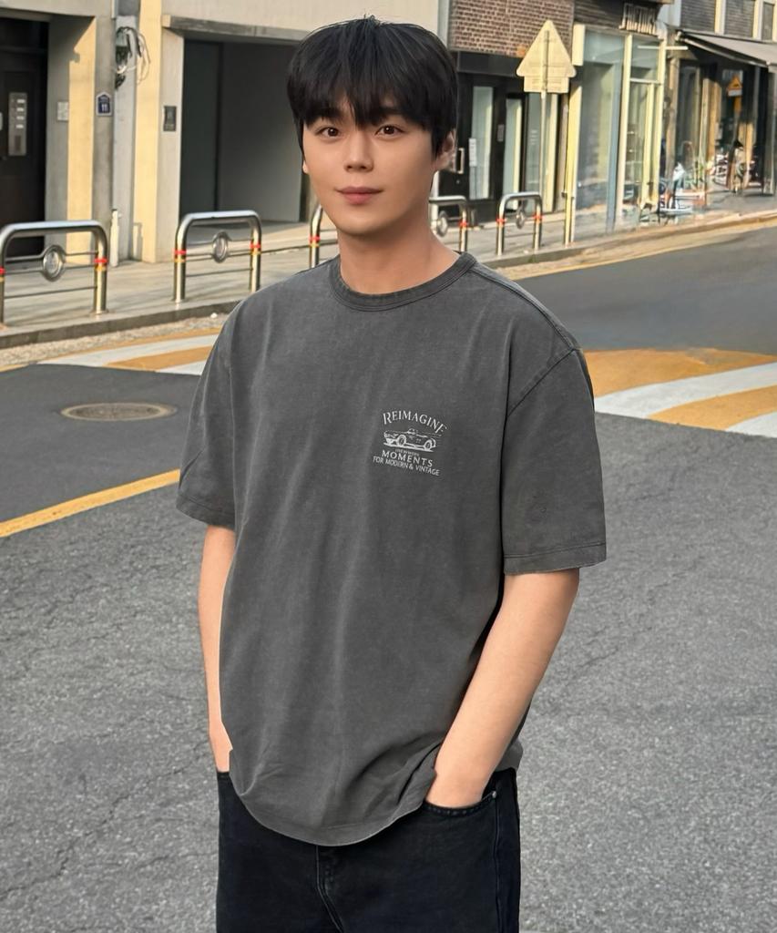 MINDBRIDGE Pigment Graphic Oversized Short Sleeve T-Shirt - 2 Colors