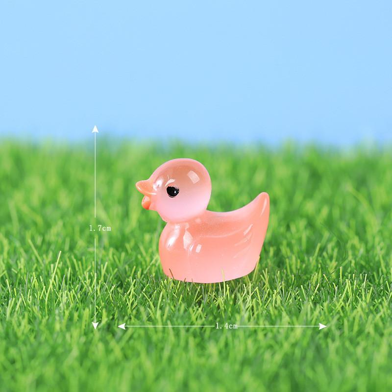 Adorable Glow-in-the-dark Resin Duck Figurine For Creative Decor Accessories