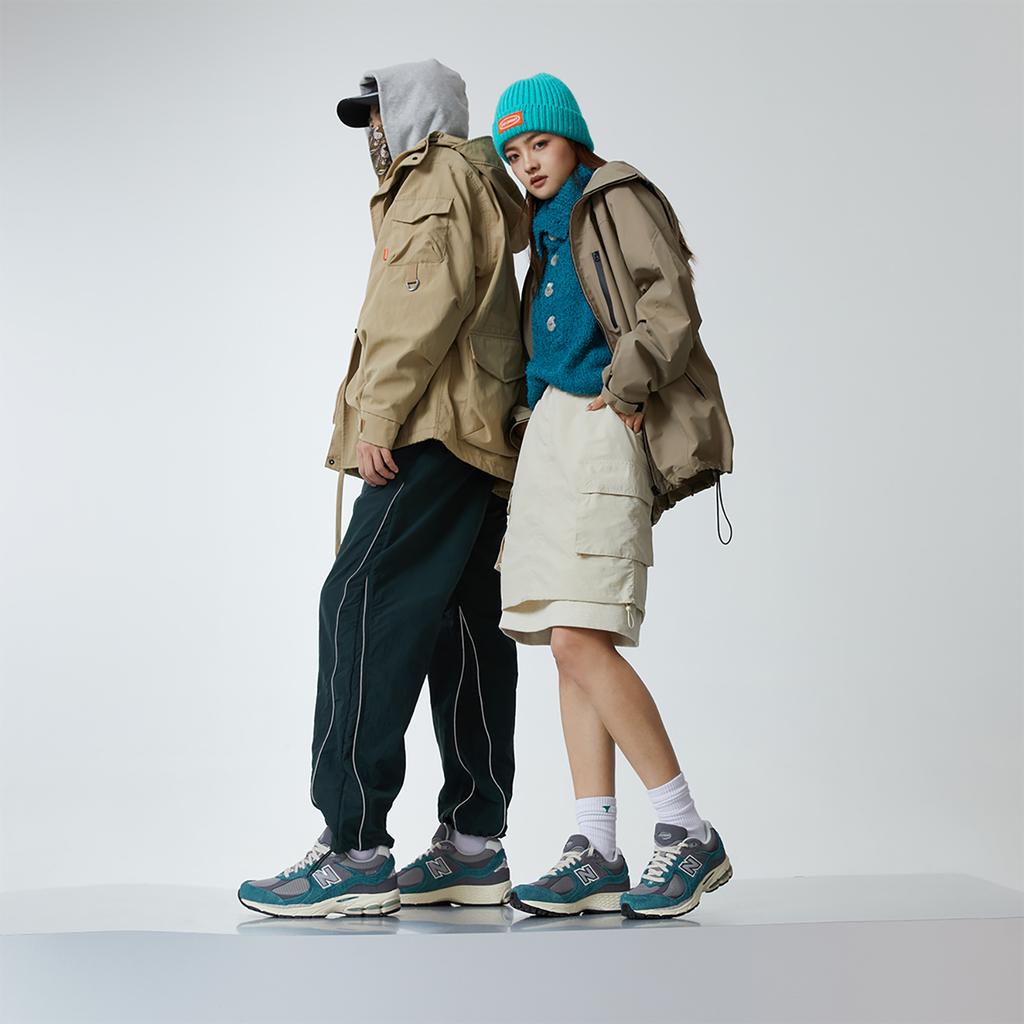 Кроссовки унисекс New Balance 2002R New Spruce Magnet, зеленые