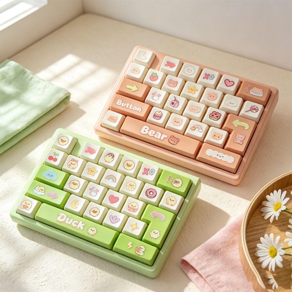 Cute Design Mini Keyboard Pendant 26 Key Keyboard Keychain Decompression Button Toy Children Use