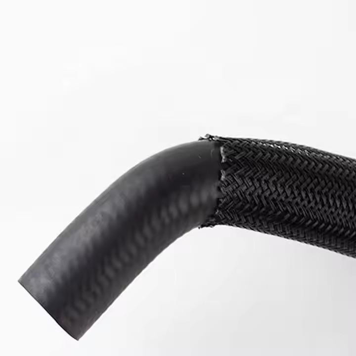 Suitable for Land Rover Cooling System Hose LR062305