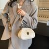 High Quality Handbag for Women 2024 New Retro and Fashionable Single Shoulder Shell Bag Niche Clip Crossbody Bag
