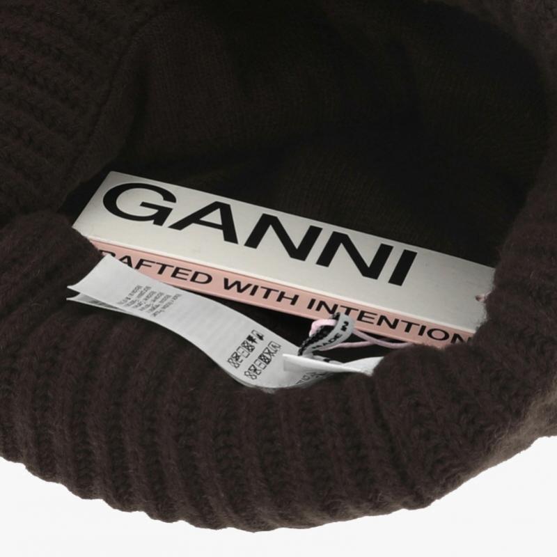 Структурированная шапка Ganni с нашивкой-логотипом B3020019