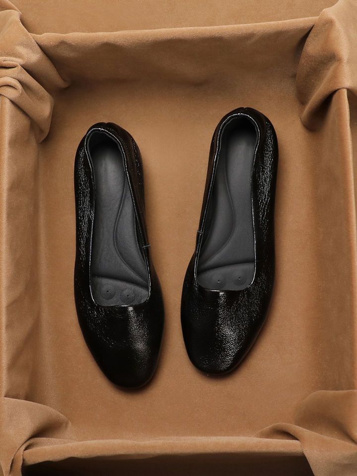 Супермягкие и красивые, не устают ноги 2025 французские одинарные туфли женские новые на плоской подошве туфли бабушки удобные мягкая подошва маленькие кожаные туфли