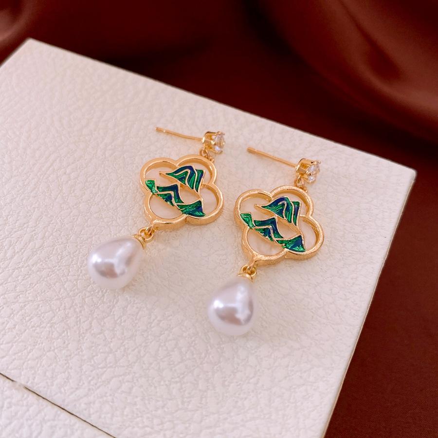 Silver Needle with Diamonds Flower Stripes Pearl Stud Earrings Medieval Vintage Retro Earrings Light Luxury Niche Earrings