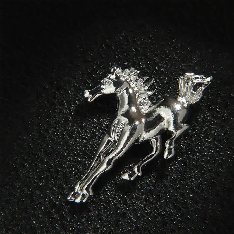 1Pc Zinc Alloy Fresh Metal Brooch Gift Cloth Decoration Exquisite Horse Brooch