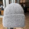 Корейская мягкая восковая кроличья шерсть однотонная вязаная шапка женская осенне-зимняя универсальная шерстяная шапка для тепла и подчеркивания лица маленький светло-розовый цвет