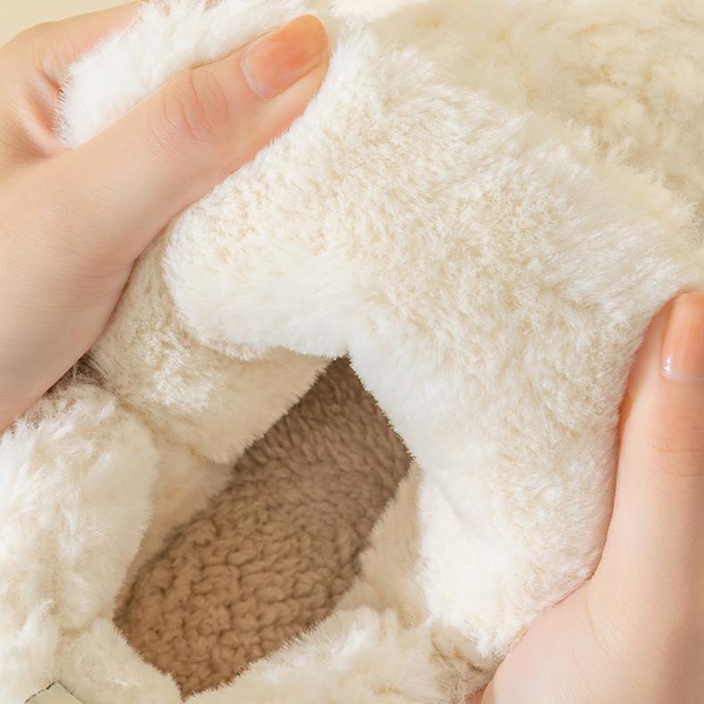 Feet Feeling Thick Soled Snow Boots for Women's Winter Home Use Warm and Plush Thick and Non Slip Cotton Shoes for Women's External Wear