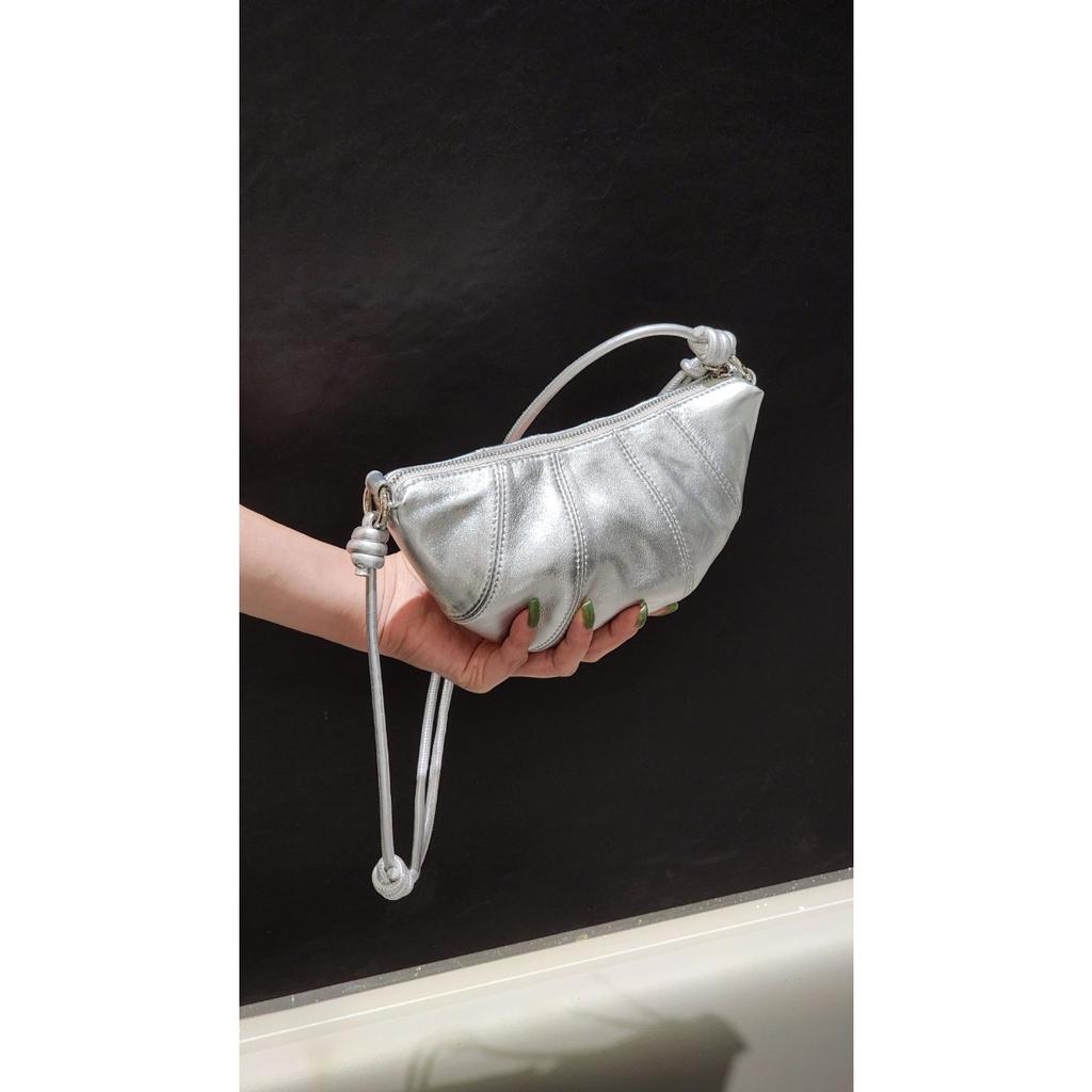 Sheepskin horn croissant bag dumpling bag 2025 new niche design change bag single shoulder messenger bag women's wholesale