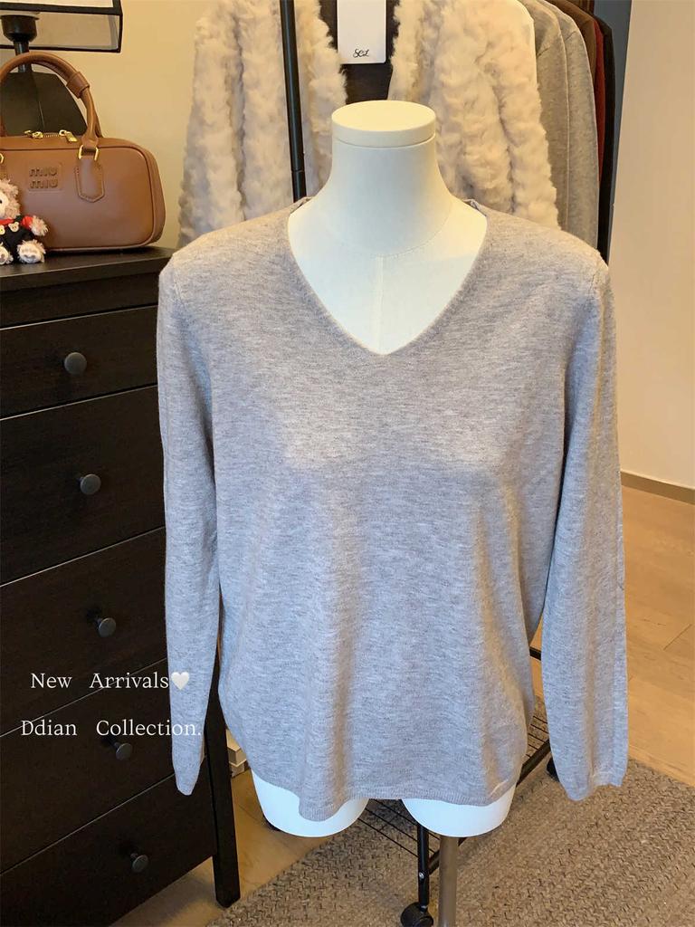 Повседневный темпераментный воротник свободный трикотажный свитер с длинным рукавом женский осенний новый тонкий легкий профессиональный стиль внутренний топ