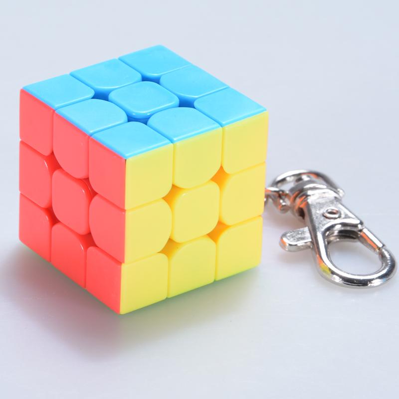 Мини-маленький 3x3 Magic Cube Брелок Smart Cube Игрушка Креативный брелок для ключей Украшение