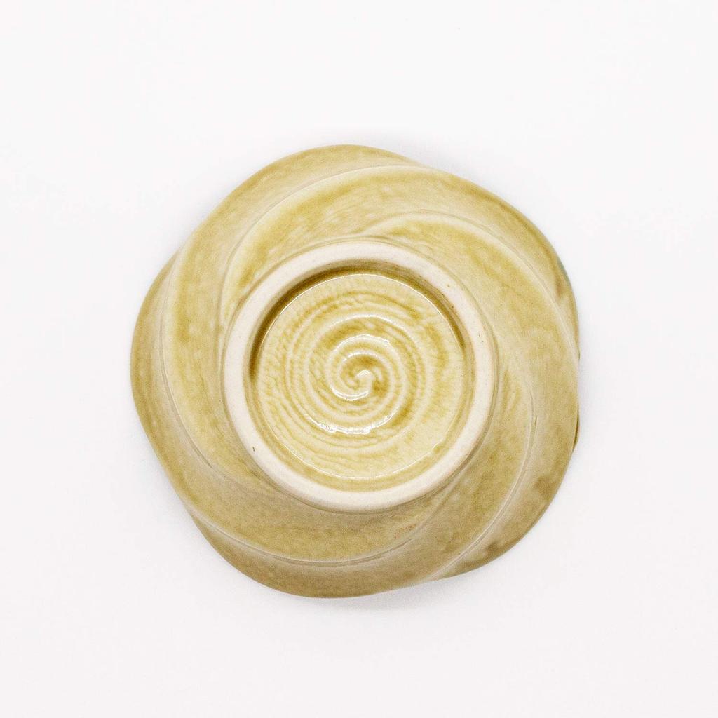 Мино Варе Ямасаку Печь Маленькая Миска Мини Миска Блюдо 3 дюйма Диаметр 9 см Кисето Сделано в Японии "Ваза для цветов" В форме цветка прибл.. 520-0151