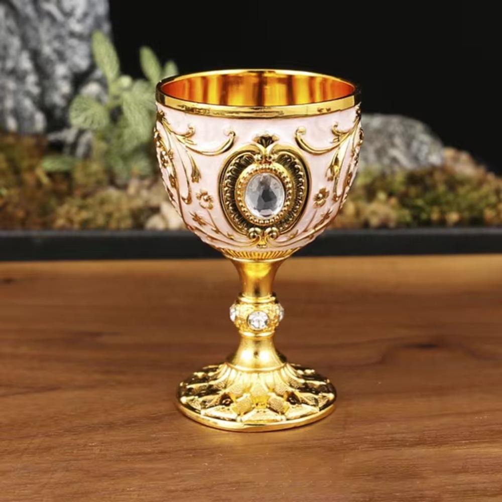 European Style Wine Glasses Embossed Chalice Decorative Goblet  Gift