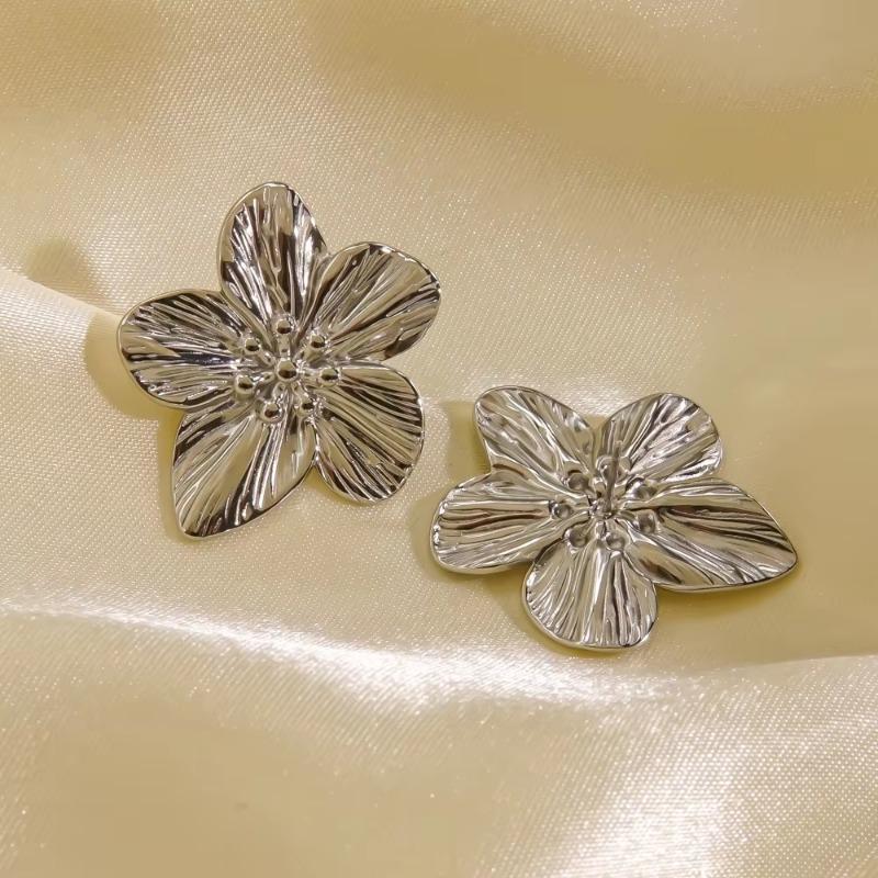 Fashion Metal Flower Stud Earrings For Women Vintage French Design Texture Earrings Party Wedding Jewelry Holiday Gifts