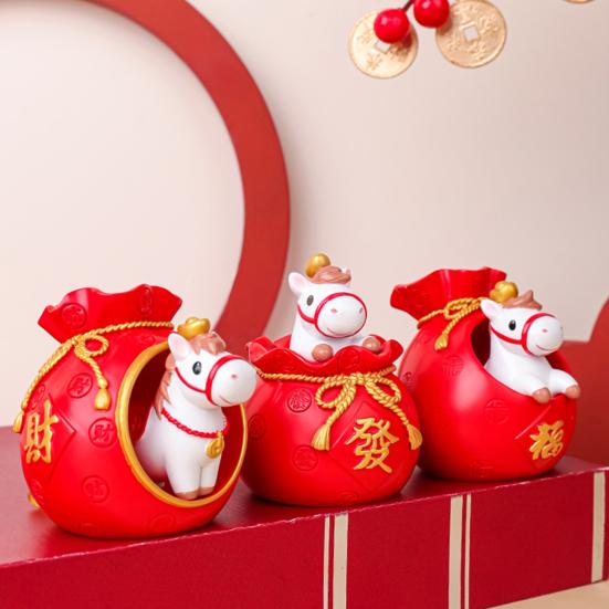 2026 Год Лошади по китайскому календарю Фигурка Лошади из смолы в Красном Мешке Удачи Фэн-шуй Настольное украшение для дома и офиса Украшение на Праздник Весны