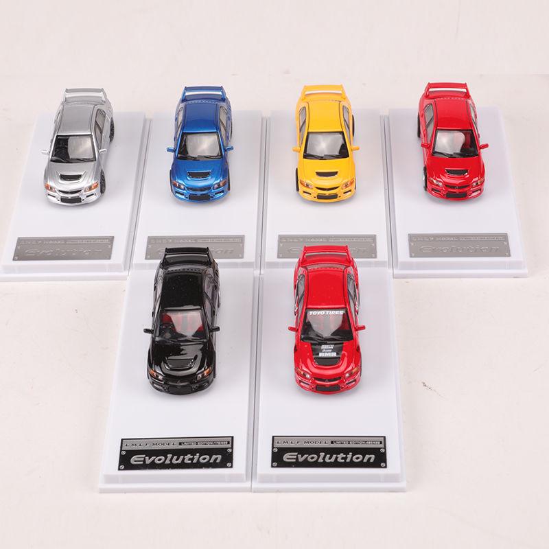 1:Коллекция украшений - модель автомобиля из сплава Mitsubishi Lancer EVO IX в масштабе 1/64