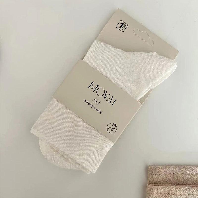 Spring And Autumn Lycra Fabric Mid-Leg Socks Solid Color Loose Lip Couple Casual Socks Soft And Comfortable Socks