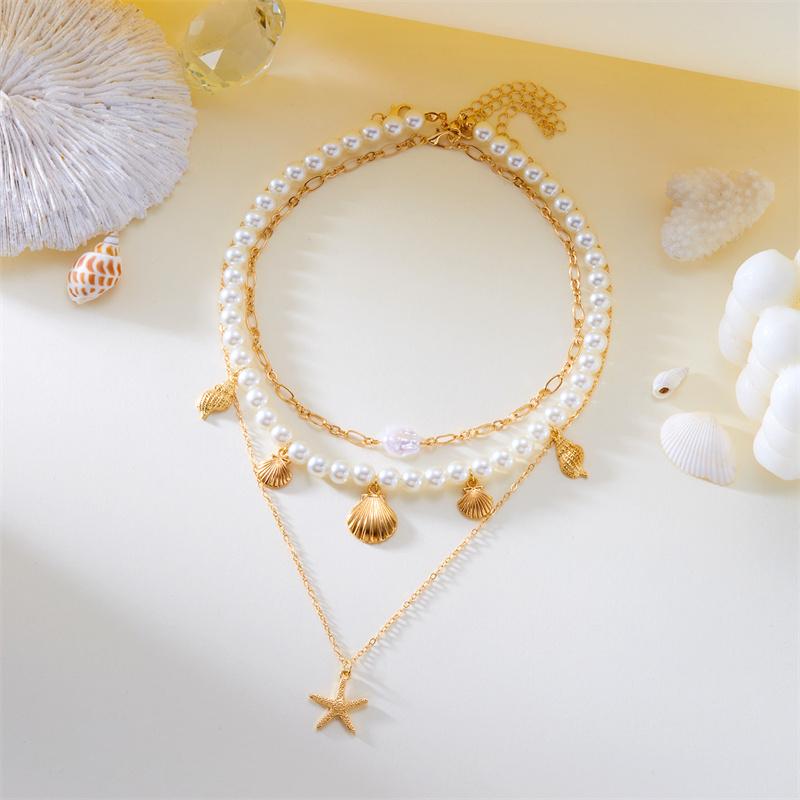 Elegant Imitation Pearl Chain Necklaces for Women Fashion Metal Starfish Shell Pendant Necklaces Minimalist Summer Jewelry Gifts