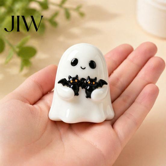 Mini Ghost Ornament for Moss Micro Landscape Halloween Figurine, Cute White Statue with Bats, Decorative Bats Potted Plants Resin Home Mantel Tabletop