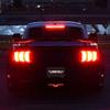 Задний диффузор Ford Mustang S550 с центральным светодиодным стоп-сигналом (Дымчатый стиль) 2015-2023