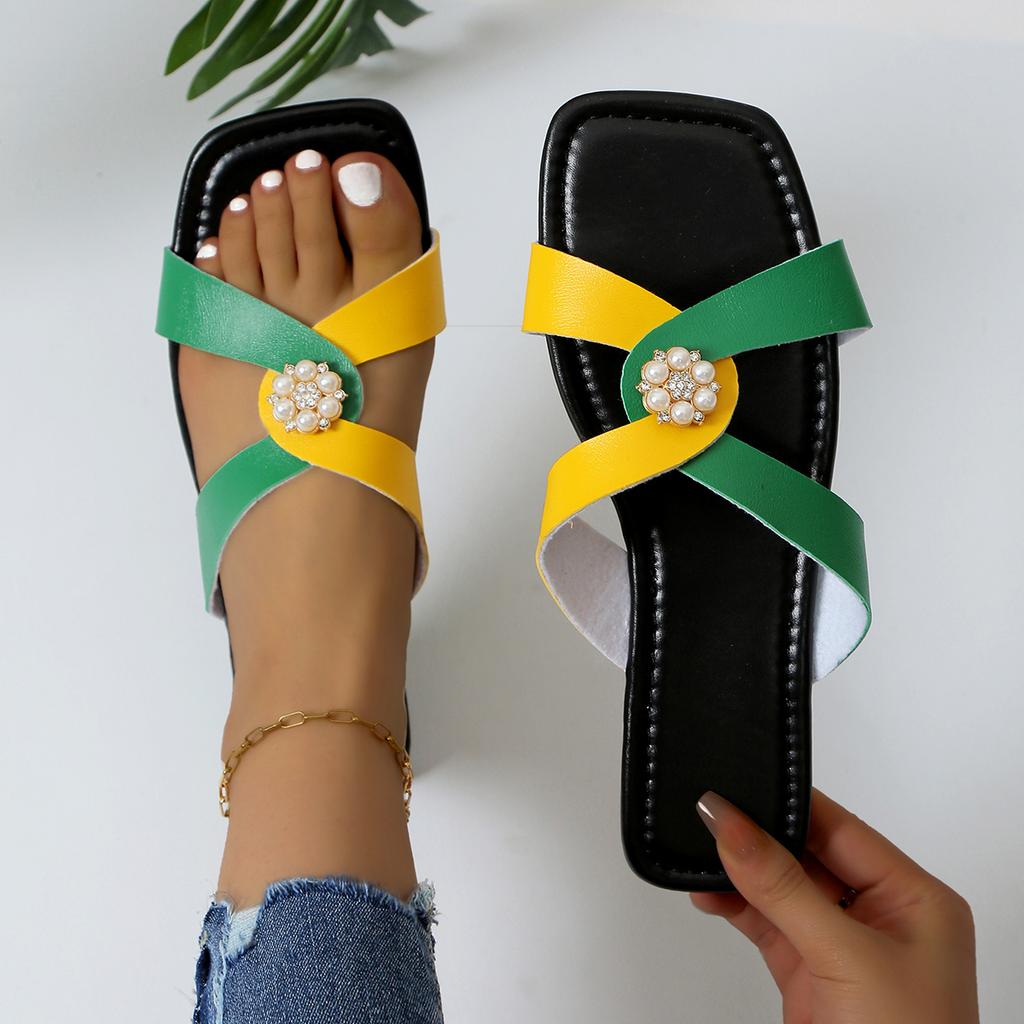 Новые туфли на плоской подошве, дизайнерские тапочки, женские сандалии для ходьбы с квадратным носком, роскошные летние повседневные шлепанцы с открытой пяткой, женские шлепанцы