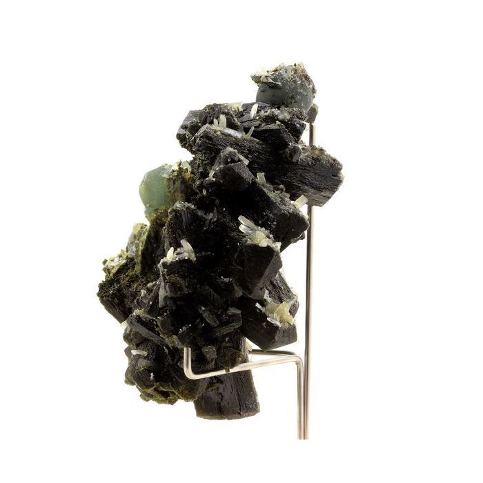 Pierres et Minéraux. Epidote, Prehnite, Stilbite. 2440.0 ct. Bendougou, Kayes, Mali.