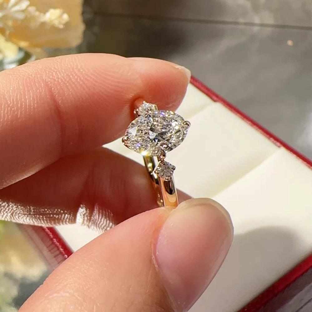 Женское кольцо на указательный палец класса люкс из стерлингового серебра 925 пробы с неправильной формы драгоценным камнем - Не тускнеющее, регулируемое, с легким нишевым дизайном.