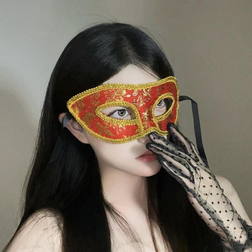 Сексуальная кружевная полумаска с перьями - аксессуар для макияжа на Хэллоуин и маскарада