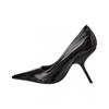 Salvatore Ferragamo Ferragamo Erica X5 Satin Pump Black
