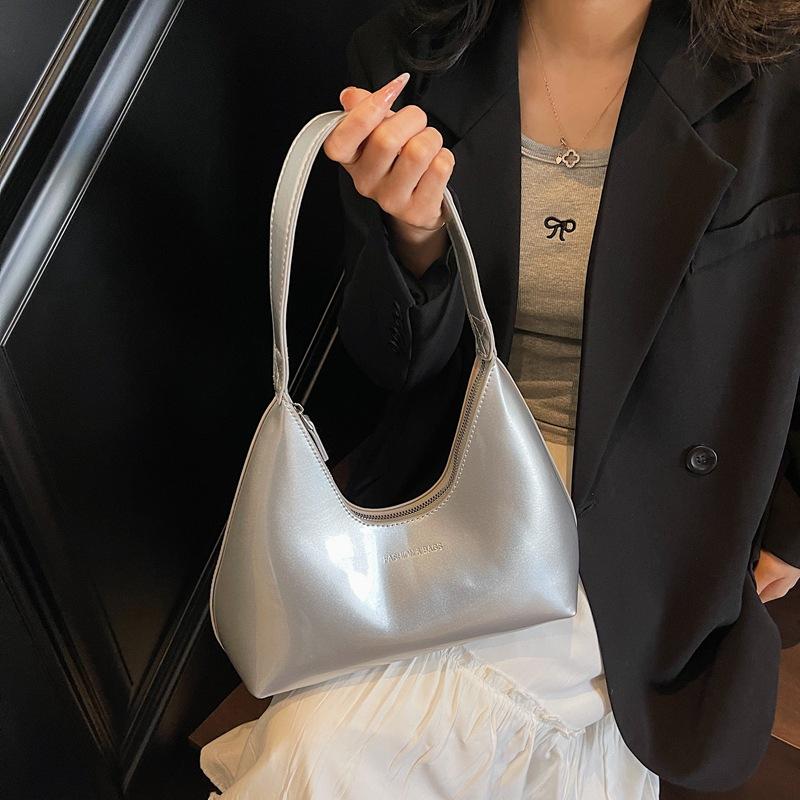 Французская нишевая дизайнерская сумка женская 2025 новая весна и лето универсальная на одно плечо подмышечная сумка супер огонь портативная сумка-пельмень