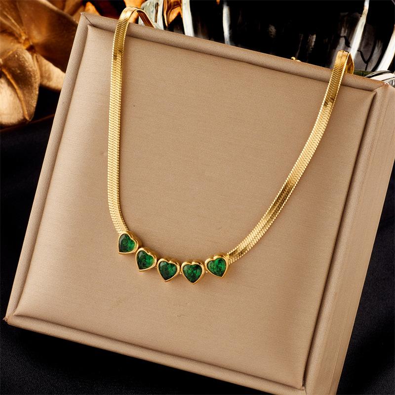 Love Heart Emerald Zircon Bracelet Simple Bestie Set Snake Chain Necklace Minimalist Luxury High End Accessories Design