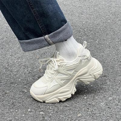 Женская обувь – Кроссовки