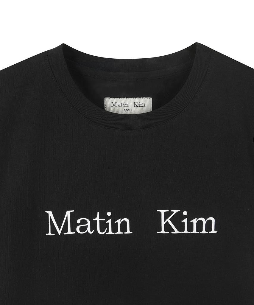 Укороченный топ Mattengkim Matin Kim с логотипом, черный