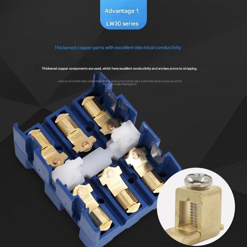 Strong 32Amp 3 Poles Disconnect Switches With Waterproof Enclosures Reliable Insulation for Harsh Environment Use