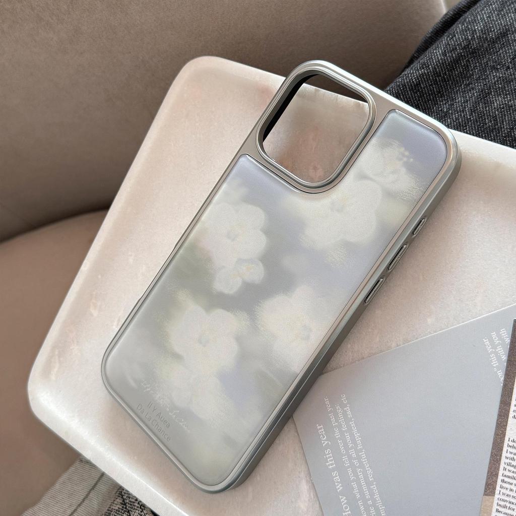 INS Blurred White Flower Phone Case Compatible with iPhone 14, iPhone 15, and iPhone 16 Pro Max