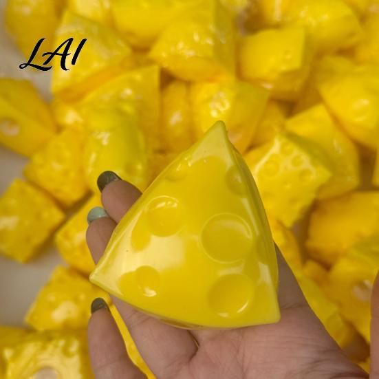 Relaxation Hand Toy Shapeable Cheese Squeeze Toy Anxiety Relief Triangle Sensory Portable Stress Reliever Slow Rising Cube Pinch Home Office Tool