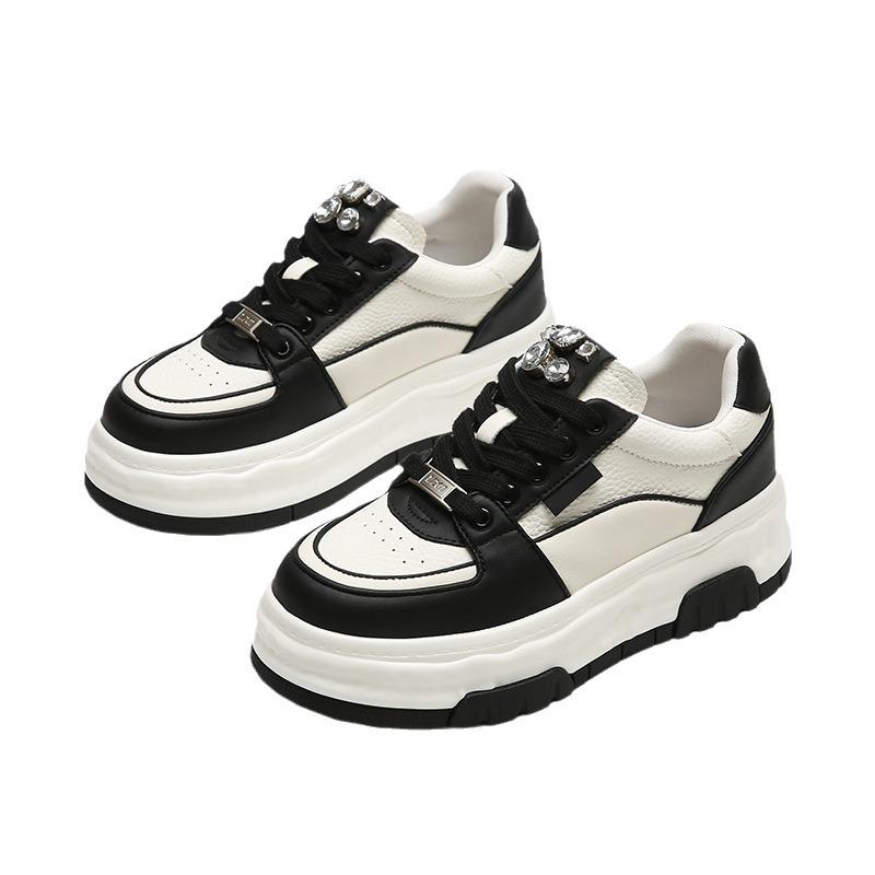 Spring New Board Shoes Niche Autumn and Winter Platform Leather Little White Shoes Casual Breathable Women's Shoes Versatile Sports Heightening Shoes