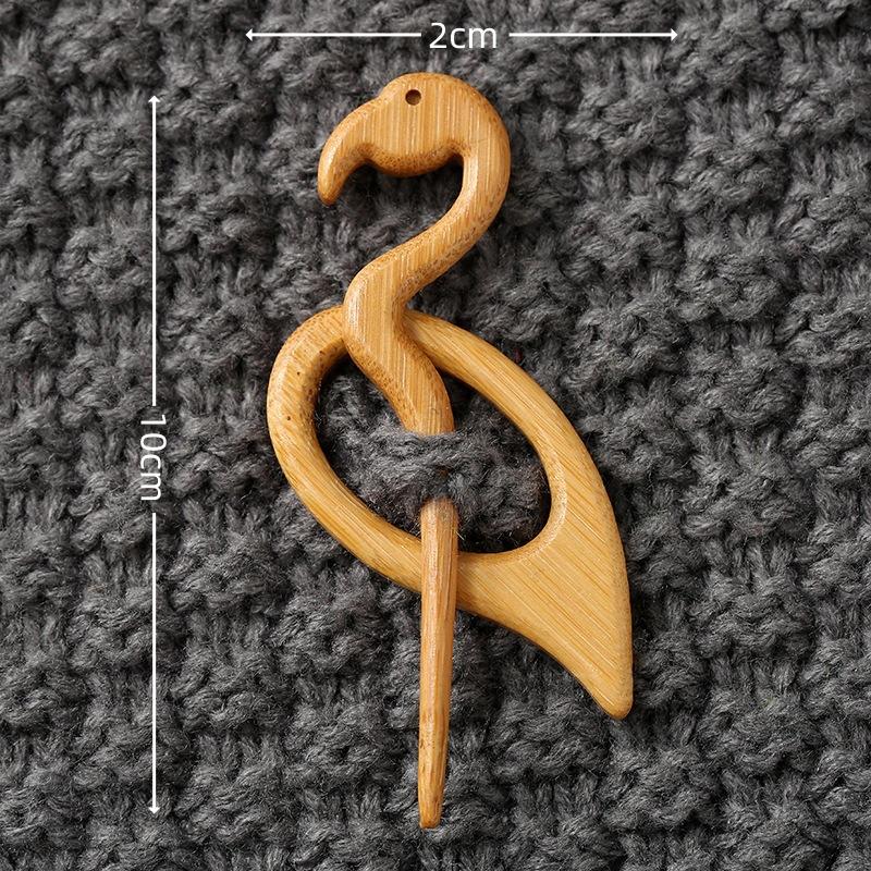 Brooch Pin with Woodenanimal Pattern