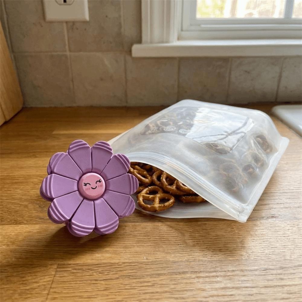 Rotatable Kitchen Storage Clips Plastic Magnetic Bag Sealers Cute Snack Sealing Clips Home Decor