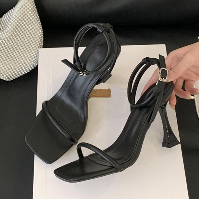 Модные летние квадратные сандалии-гладиаторы с открытым носком для женщин, черные, белые, на высоком каблуке, обувь для банкетов и вечеринок, модные сандалии с ремешком на щиколотке