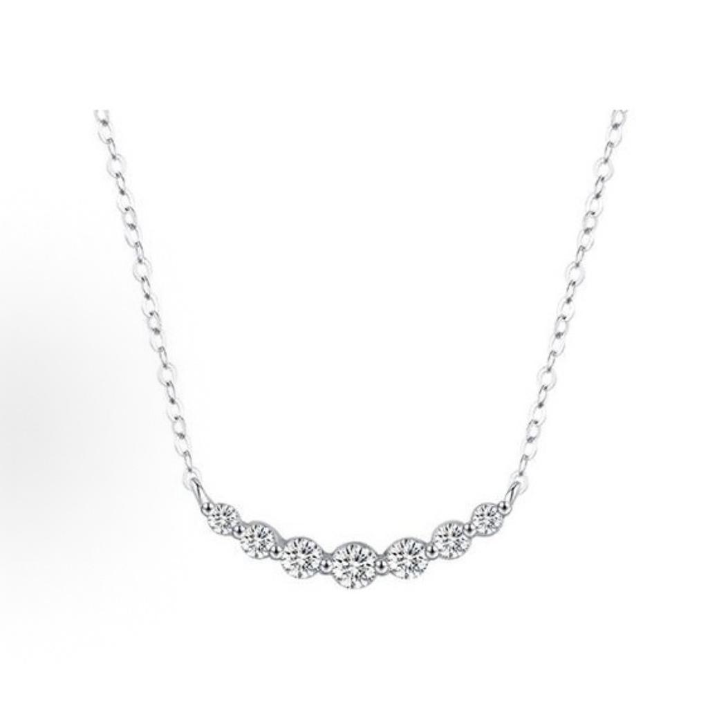 New Smile Necklace for Women, Light Luxury, High End, Simple and Versatile, Exquisite Clavicle Chain