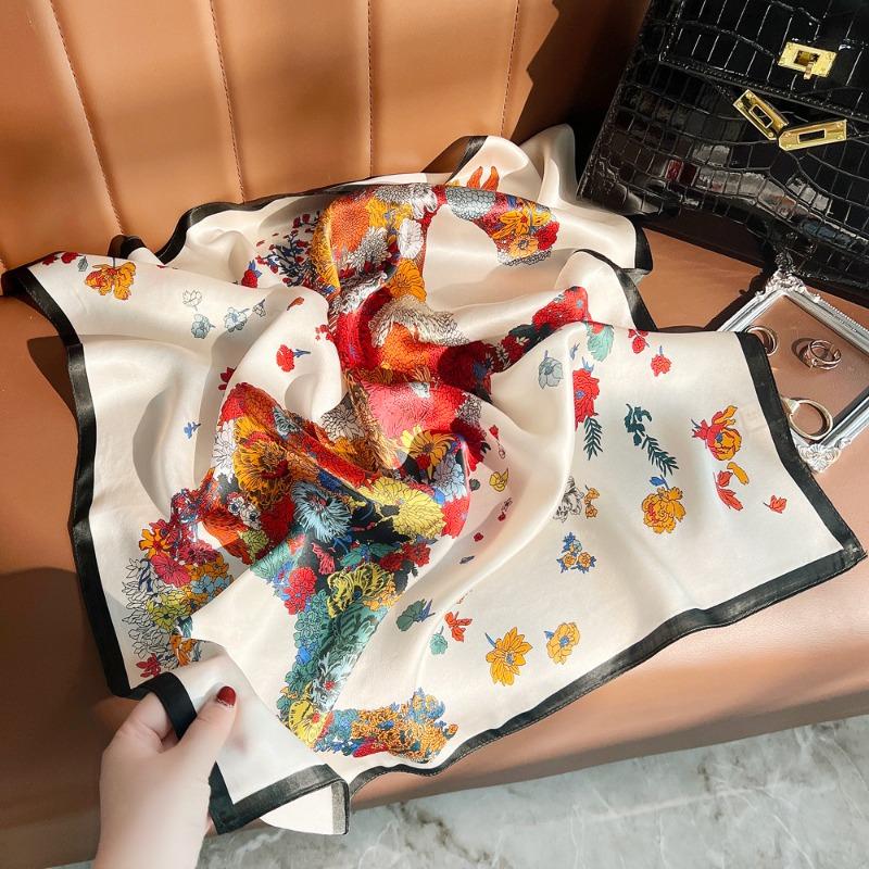 Spring New High-grade Plain Crepe Satin Mulberry Silk Silk Scarf Light Luxury Elegant Versatile Silk Small Square Silk Gift