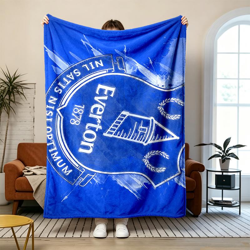 Everton Soft and comfortable flannel Suitable for sofas living rooms outdoor camping travel and also makes a great anniversary gift